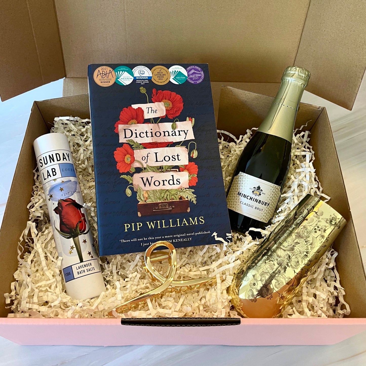 Books & Bubbles || Gift Box