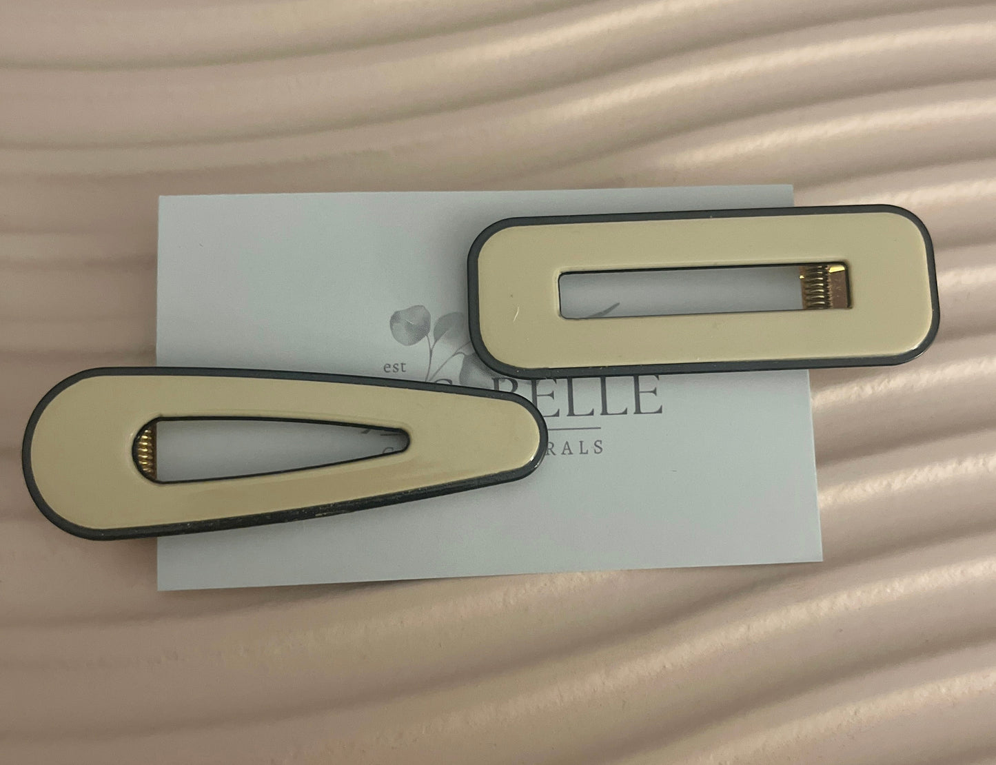 . Aria Hair Clips .