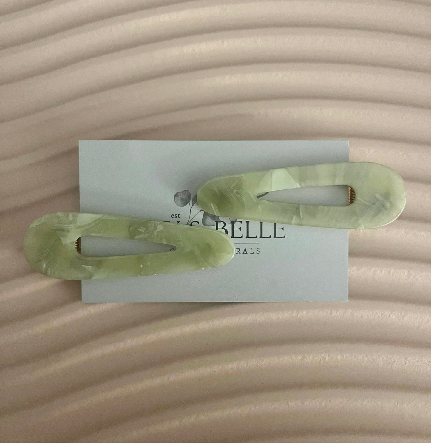 . Aria Hair Clips .
