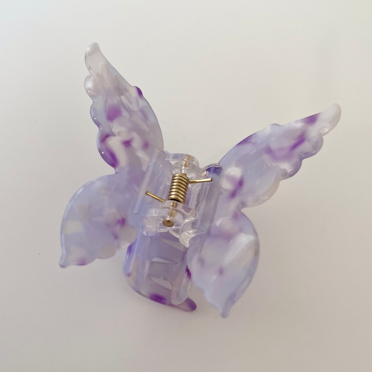 . Leila Butterfly Claws .