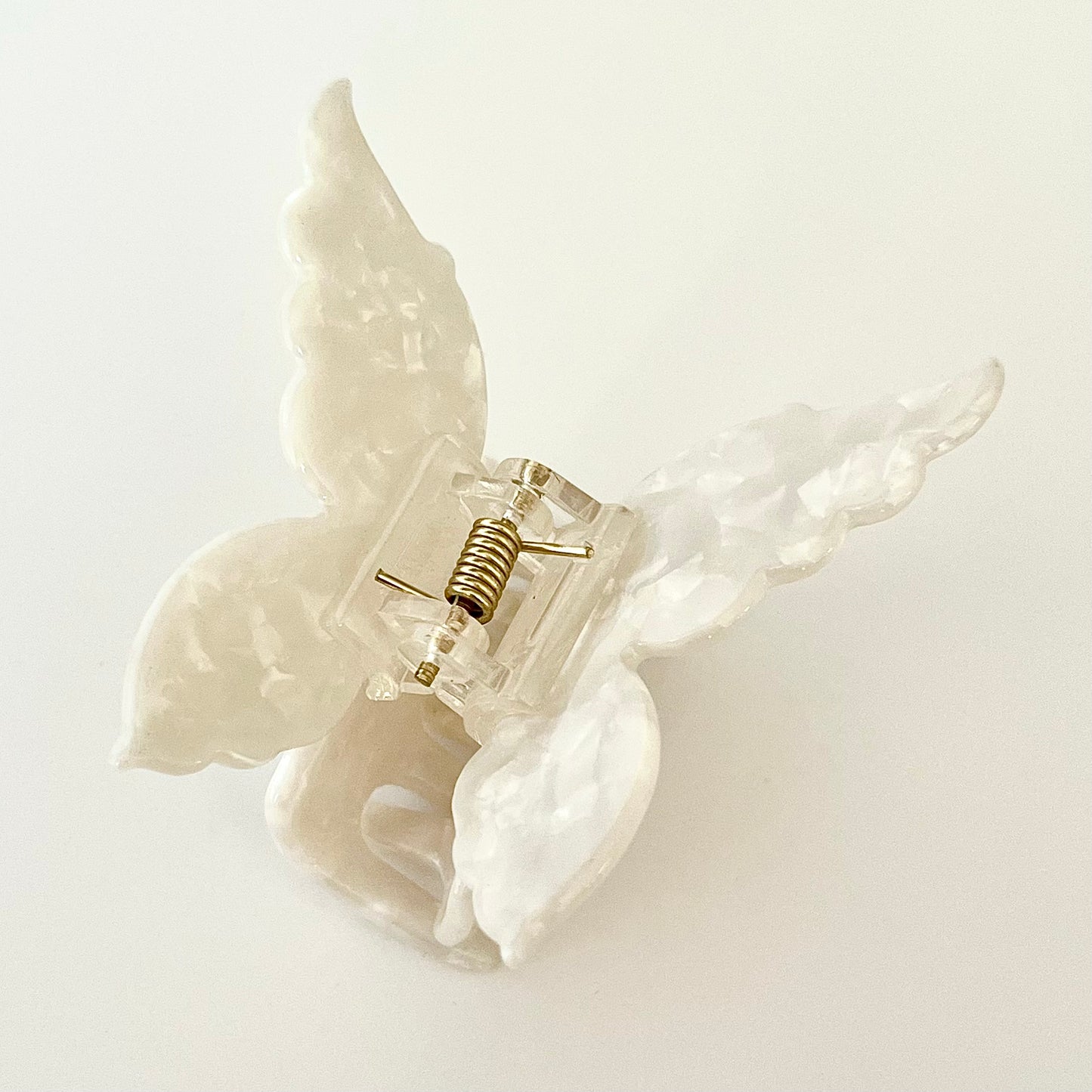 . Leila Butterfly Claws .