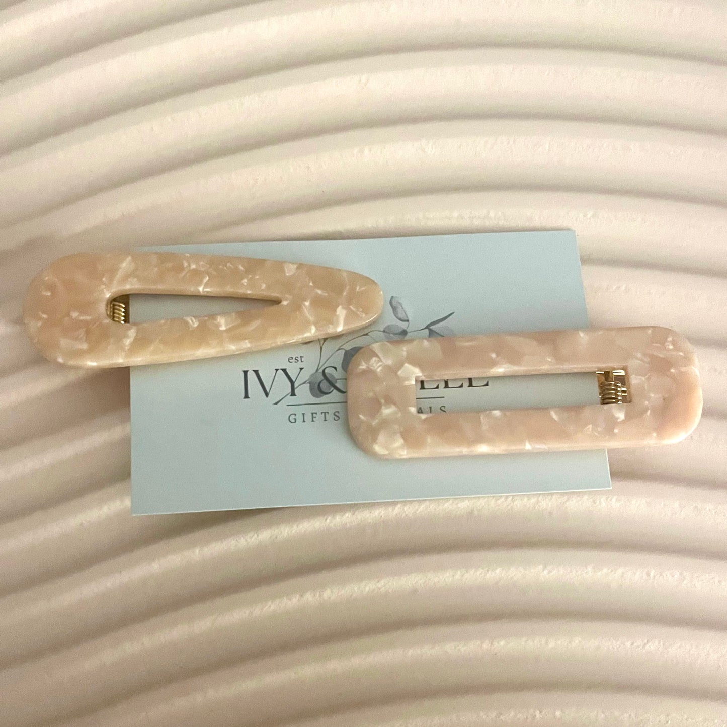 . Aria Hair Clips .