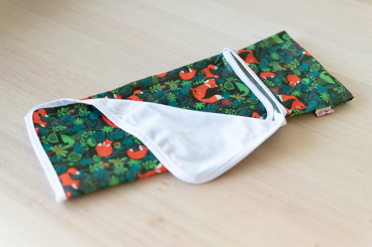 . Little Strawberries Change Mat .